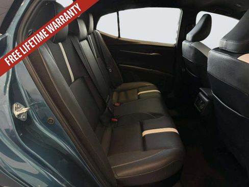 Used 2025 Toyota Camry SE FWD image 30