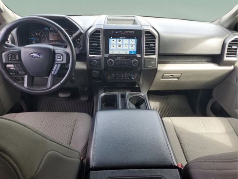 Used 2016 Ford F150 XLT w/ Equipment Group 302A Luxury image 10