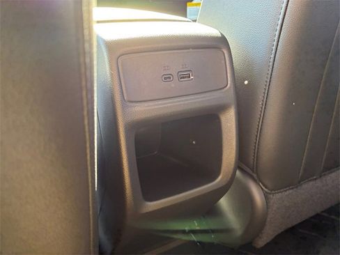 New 2026 Chevrolet Trax LT image 18