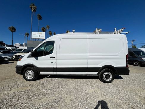 Used 2022 Ford Transit 250 Medium Roof RWD image 8