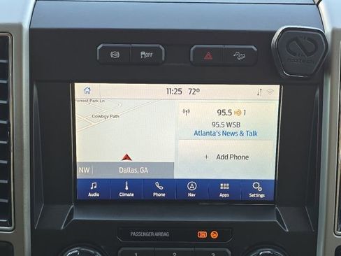 Used 2021 Ford F250 Lariat w/ Chrome Package image 32