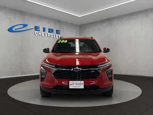 New 2026 Chevrolet Trax RS w/ Driver Confidence Package FWD image 2