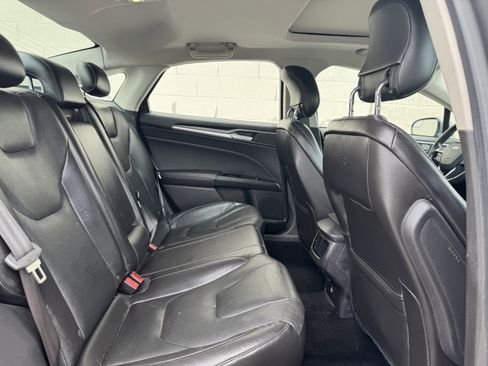 Used 2013 Ford Fusion Titanium image 8