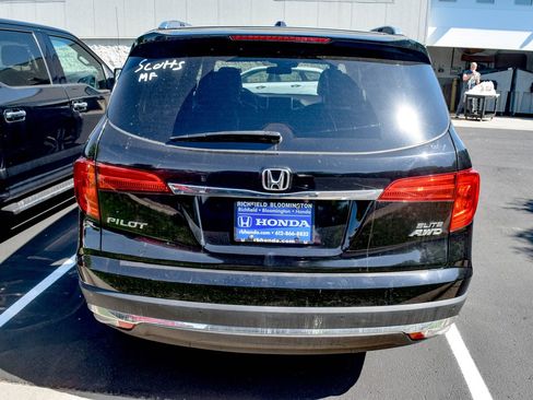 Used 2017 Honda Pilot Elite image 6