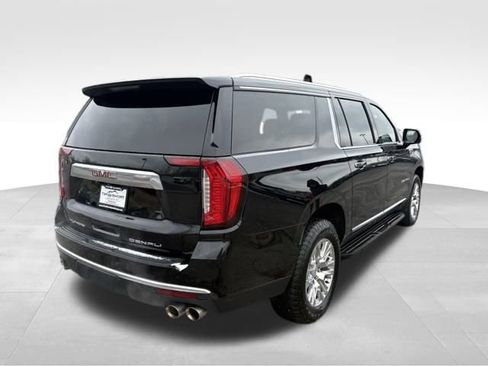 Used 2024 GMC Yukon XL Denali image 2