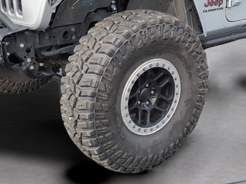 Used 2022 Jeep Gladiator Rubicon w/ LED Lighting Group image 11