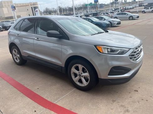 Used 2020 Ford Edge SE image 8