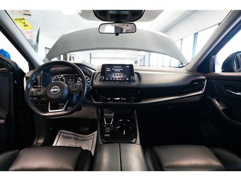 Used 2023 Nissan Rogue SV w/ SV Premium Package FWD image 13