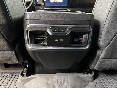 Used 2024 GMC Sierra 3500 Denali w/ Denali Reserve Package AWD/4WD image 18