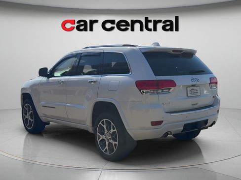 Used 2021 Jeep Grand Cherokee Overland AWD/4WD image 3