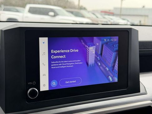 Used 2025 Toyota 4Runner SR5 image 3