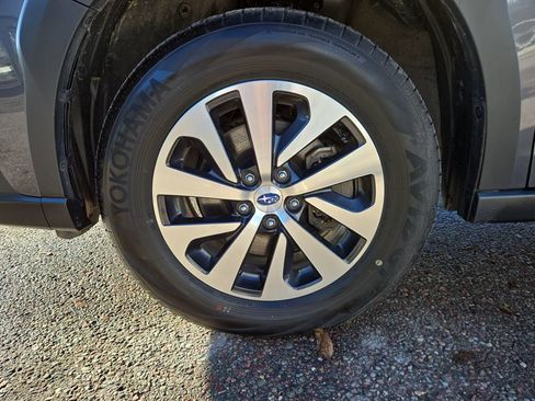 Certified 2025 Subaru Outback image 10