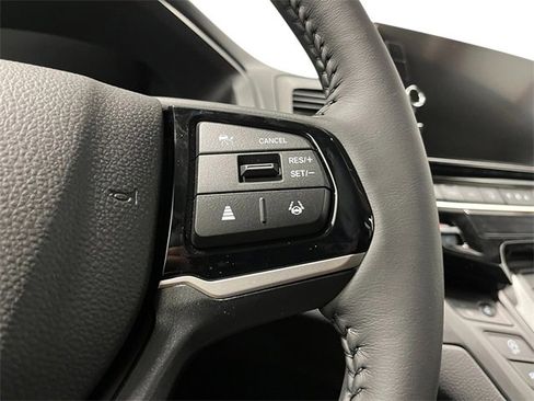 New 2026 Honda Odyssey EX-L image 17