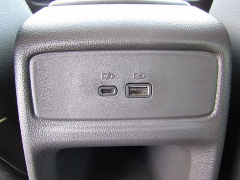 New 2026 Chevrolet Trax LT w/ LT Convenience Package image 17