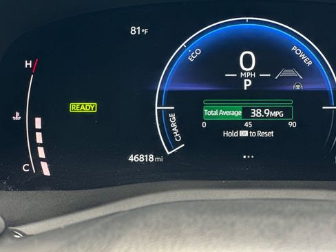 Used 2025 Toyota Camry LE FWD image 25