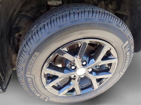 Used 2023 Jeep Grand Cherokee Limited AWD/4WD image 7