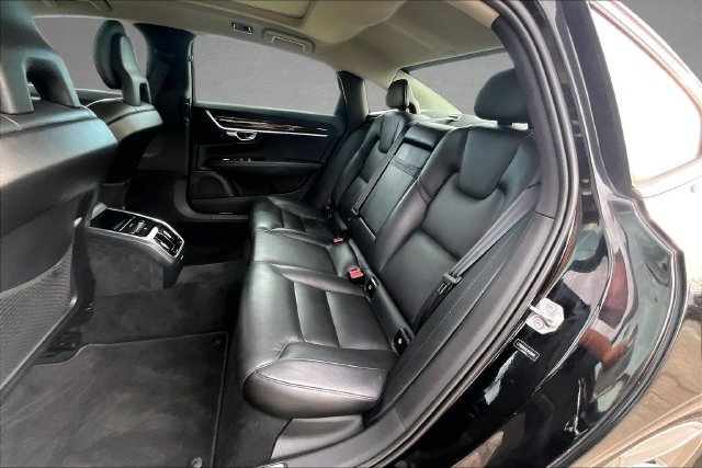 Used 2018 Volvo S90 T5 Momentum w/ Convenience Package AWD/4WD image 23
