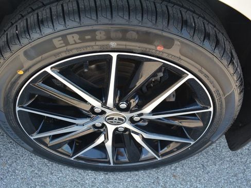 Used 2023 Toyota Camry SE AWD/4WD image 23