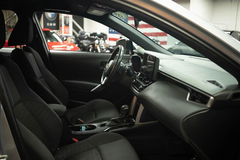 Used 2023 Toyota Corolla Cross AWD Hybrid image 12