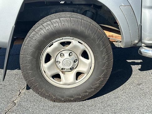 Used 2006 Toyota Tacoma PreRunner w/ SR5 Pkg #2 RWD image 9