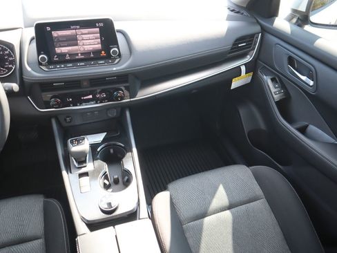 New 2026 Nissan Rogue SV image 12