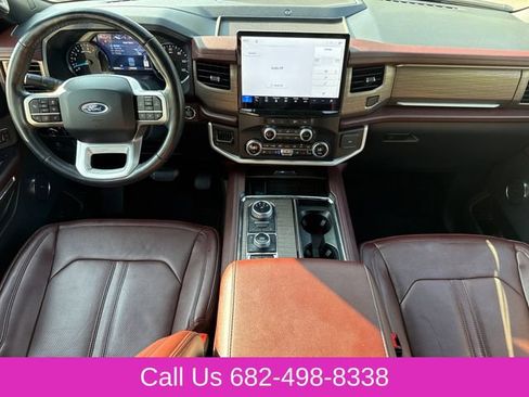 Used 2024 Ford Expedition Max Limited AWD/4WD image 12