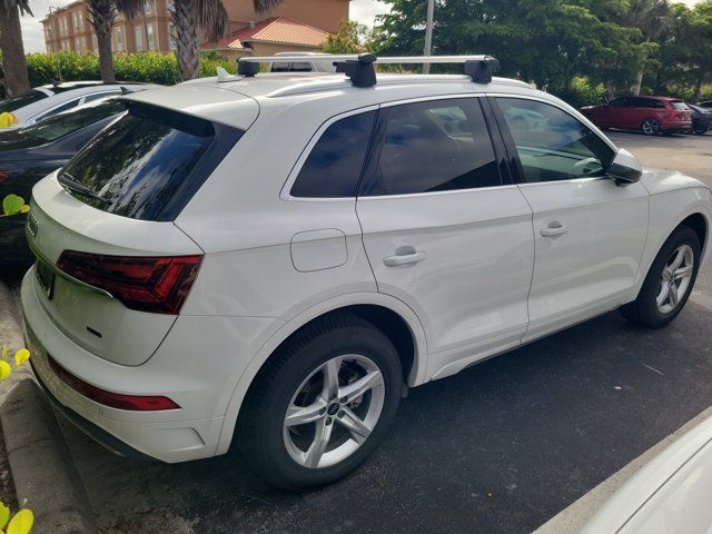 Used 2023 Audi Q5 2.0T Premium w/ Convenience Package AWD/4WD image 3