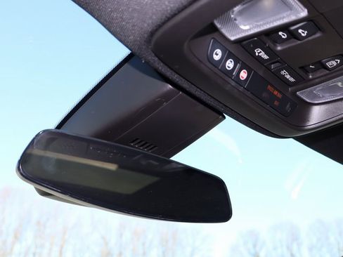 Used 2017 Cadillac XT5 Premium Luxury image 26