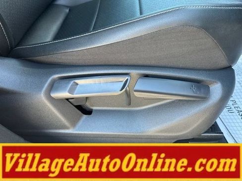 Used 2018 Volkswagen Tiguan SEL AWD/4WD image 44