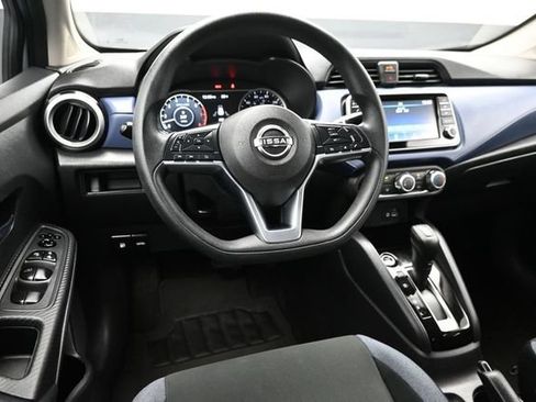 Used 2024 Nissan Versa SV FWD image 11