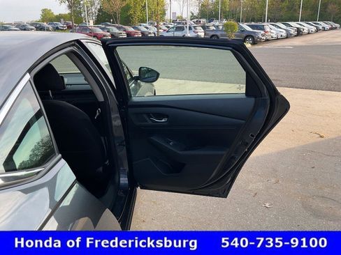 Used 2025 Honda Accord LX image 17