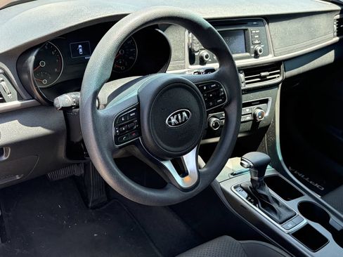 Used 2016 Kia Optima LX FWD image 7