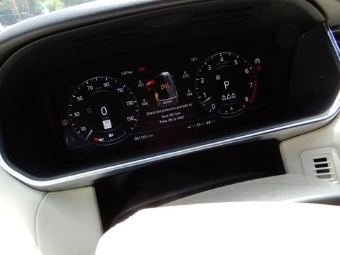 Used 2020 Land Rover Range Rover Sport HST AWD/4WD image 18