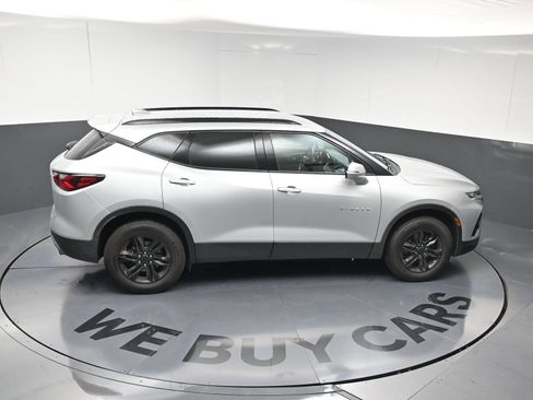 Used 2022 Chevrolet Blazer LT FWD image 16