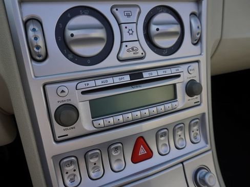 Used 2005 Chrysler Crossfire Limited RWD image 26