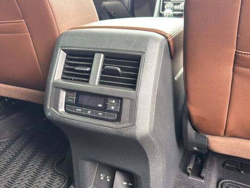 Used 2022 Volkswagen Atlas SE FWD image 27