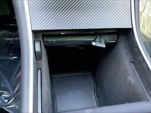 Used 2018 Tesla Model 3 Long Range RWD image 29