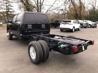 New 2026 RAM 3500 Tradesman w/ Chrome Appearance Group