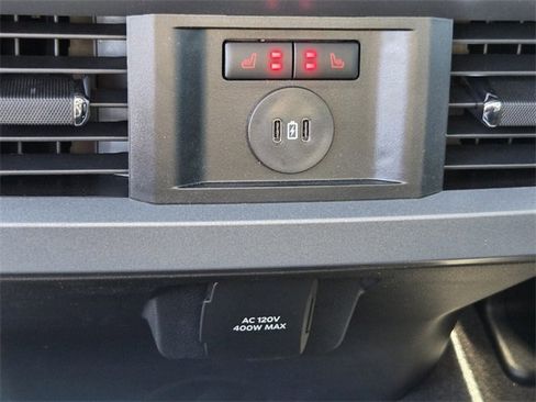 Certified 2025 Ford F250 Lariat w/ Lariat Ultimate Package image 13