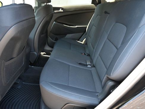 Used 2021 Hyundai Tucson AWD image 16