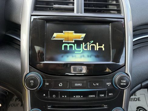 Used 2014 Chevrolet Malibu LT FWD image 18