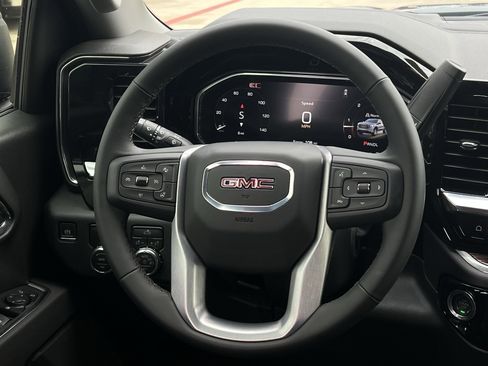 New 2026 GMC Sierra 1500 Elevation image 11