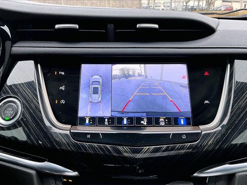 Used 2022 Cadillac XT6 Premium Luxury w/ Technology Package image 14