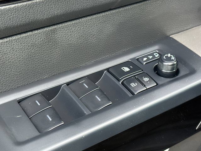 Used 2026 Toyota Tundra Limited AWD/4WD image 20