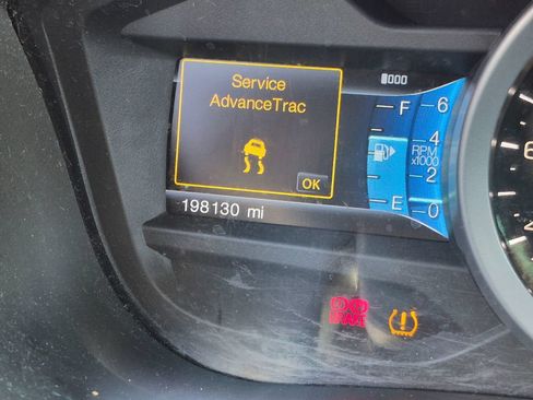 Used 2013 Ford Explorer XLT AWD/4WD image 33