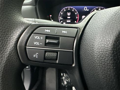 New 2025 Honda Accord SE image 28