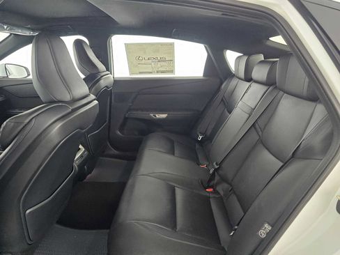 Used 2026 Lexus ES 350e w/ Convenience Package FWD image 16