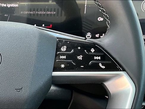 Used 2025 Audi Q5 Premium w/ Convenience Package AWD/4WD image 12