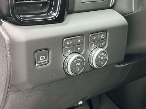 New 2026 GMC Sierra 1500 AT4 w/ AT4 Premium Package AWD/4WD image 24
