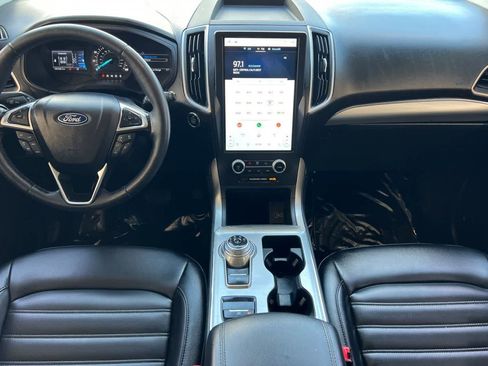 Used 2022 Ford Edge SEL w/ Convenience Package AWD/4WD image 4